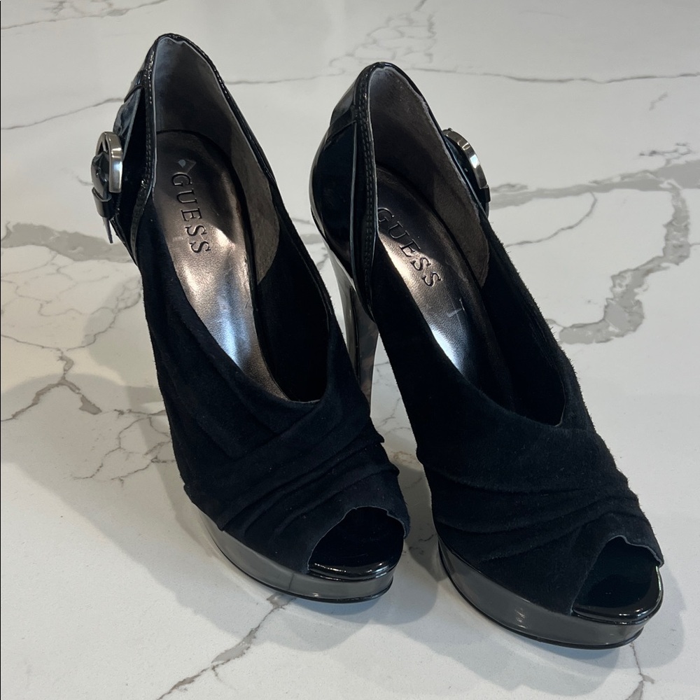 GUESS Black Suede Peep Toe Platform Pumps with Buckle - Size 7